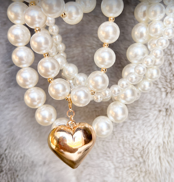 PILINA PEARL NECKLACE