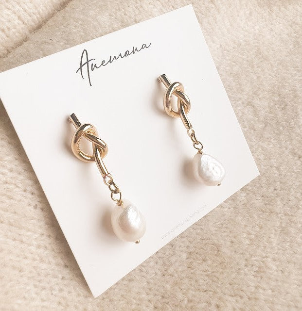 DROP&KNOT EARRINGS